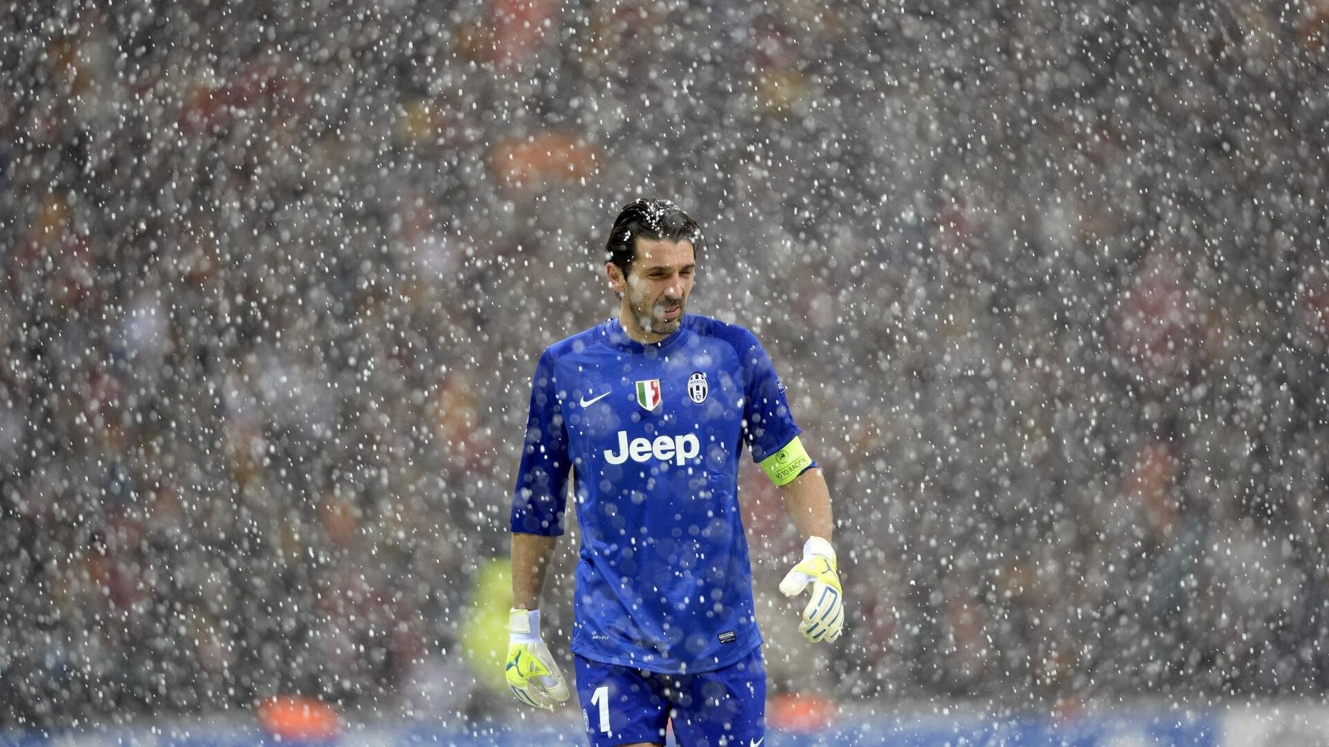 开云体育世界杯-德甲争冠战焦点战,猛龙险胜火箭,体育世界的平行叙事